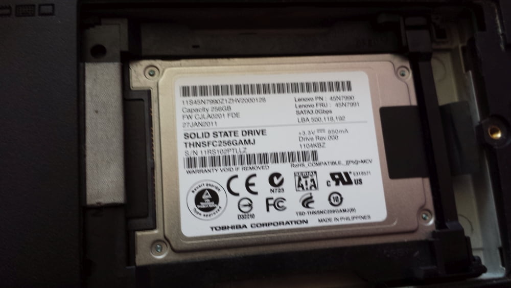 vymena mechaniky za SSD disk