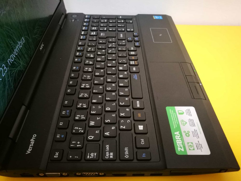 repasovany-notebook-NEC-Versa-Pro-3